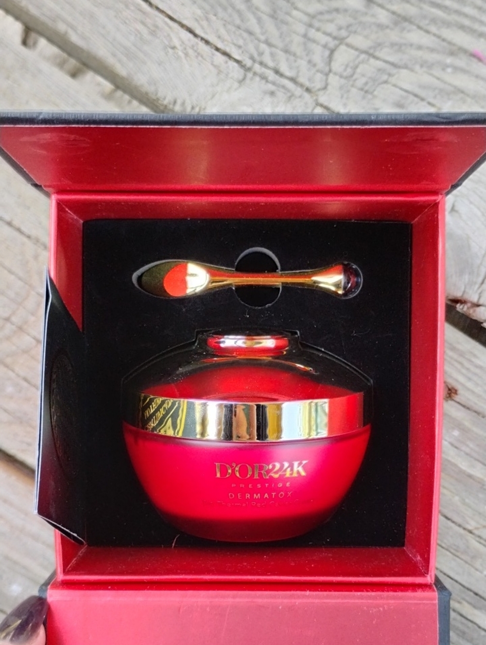D'OR24K $2,000 Prestige DermatoX Red Facial Cream - 24K Infused